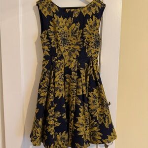 NWT Alice + Olivia Floral Dress in Yellow and Navy